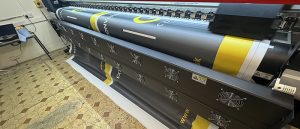 Get a Free 3ft x 2ft Vinyl Banner – Try Before You Buy!